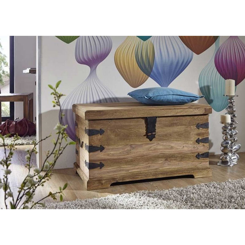 Leeds Blanket Chest