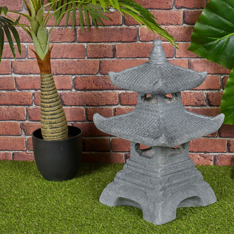 Amaral Stone Garden Statue