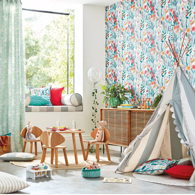 Hide and Seek 10.05m x 52cm Wallpaper Roll