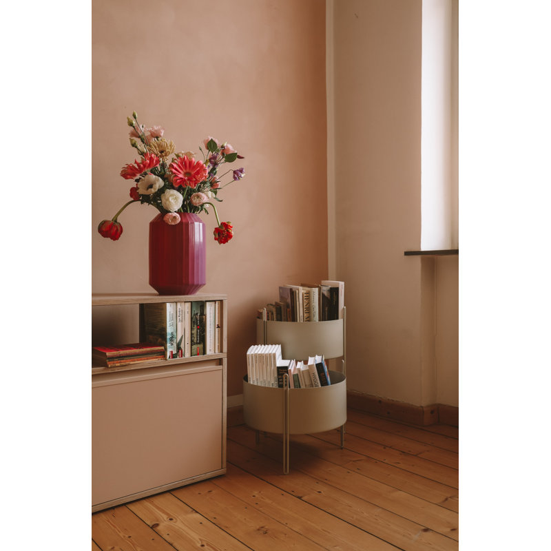 Pidestall Planter (Small), 21.70'' H x 15.70'' W x 15.70'' D, Gray