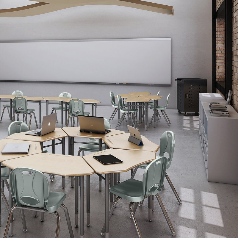 Structure Series Plastic Stacking Classroom Chairs with Contoured Seats (Set of 4), Gris clair, 18", 4