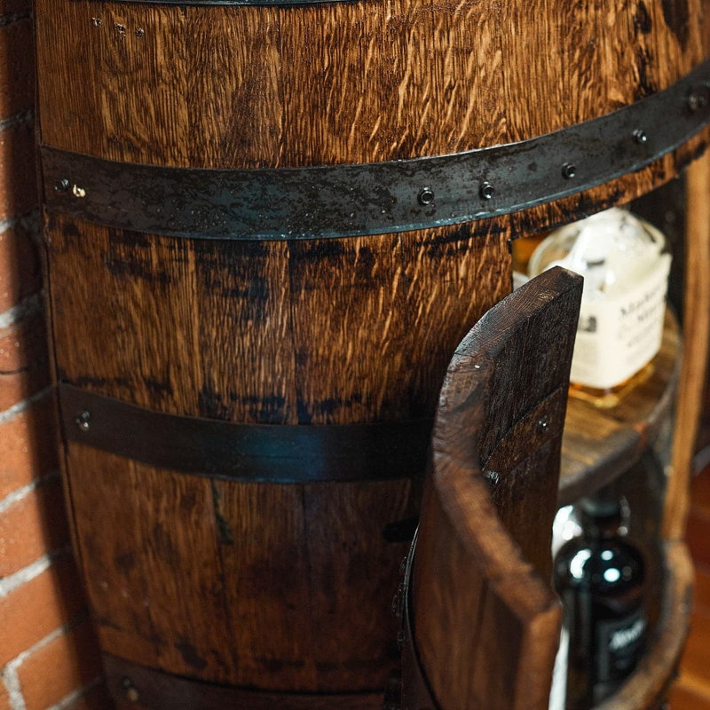 Meuble demi-whisky 