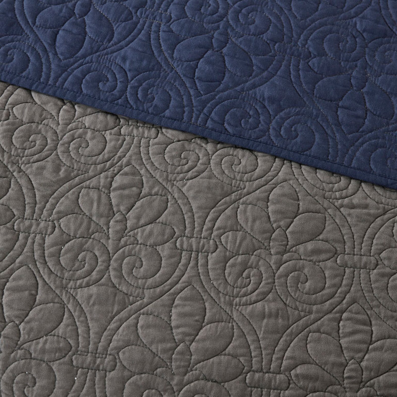 Quebec Reversible Quilt Set, Navy, Twin/Twin XL Coverlet + 1 Standard Sham