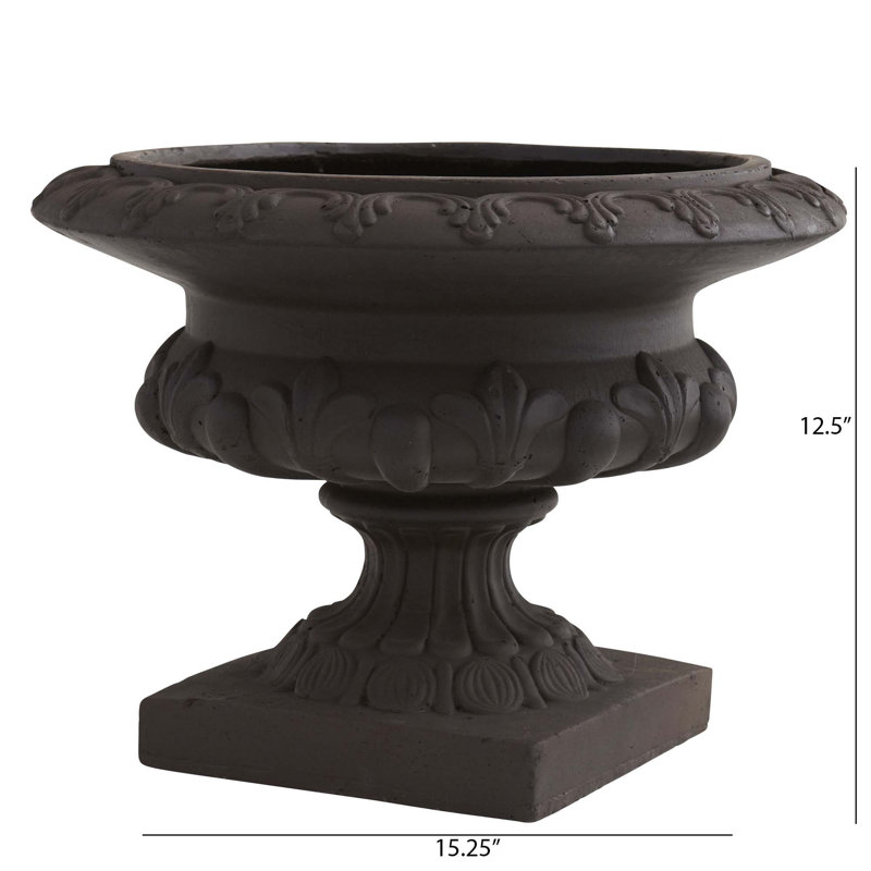 Pequena Urn Planter