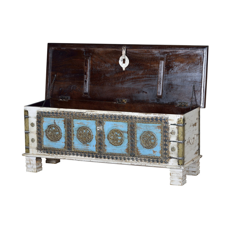 Loch Solid Wood Accent Trunk