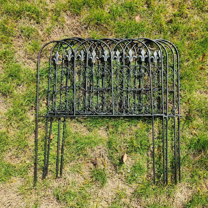 Clôture en métal avec 5 panneaux H 31,7 po x l 24 po Kinbor, Noir