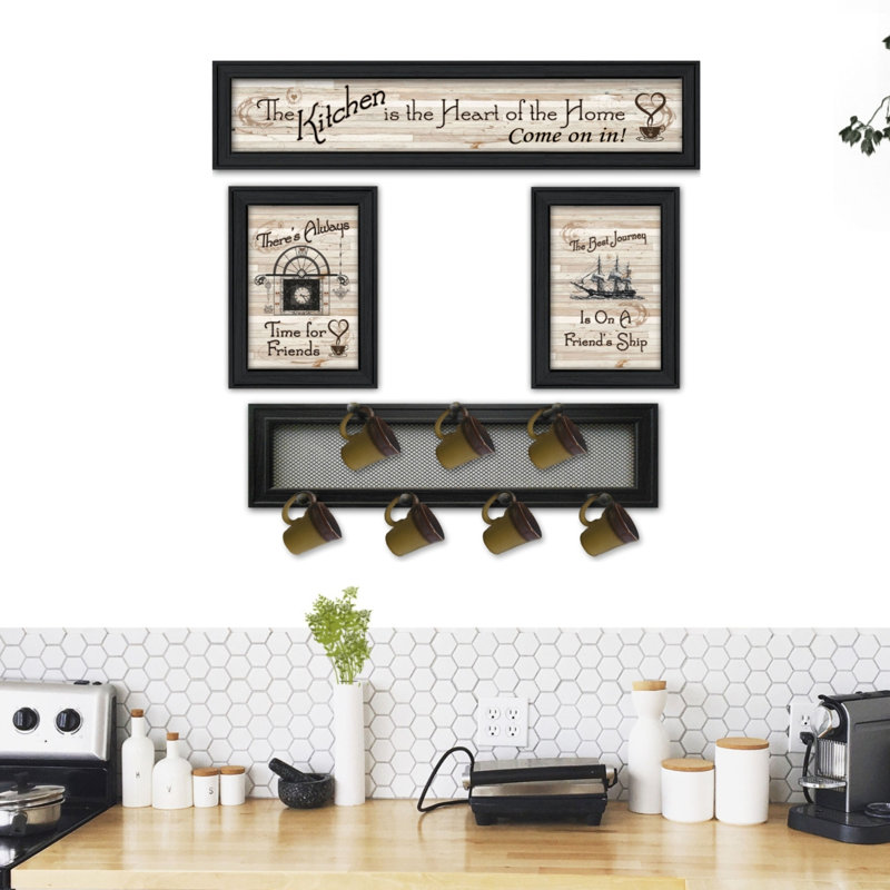 «Kitchen Collection VI», ensemble de porte-gobelets 4 pièces avec 7 tasses «Kitchen Collection VI» par Millwork Engineering