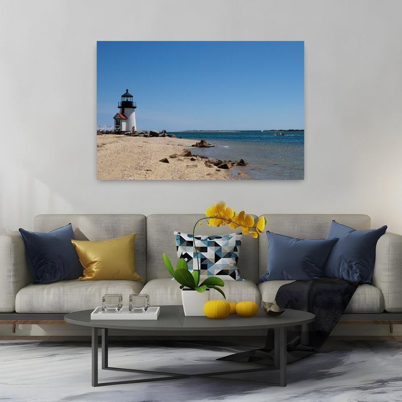 Plage avec un phare en arrière-plan, phare de Brant Point, Nantucket, Massachusetts, États-Unis, architecture contemporaine, art