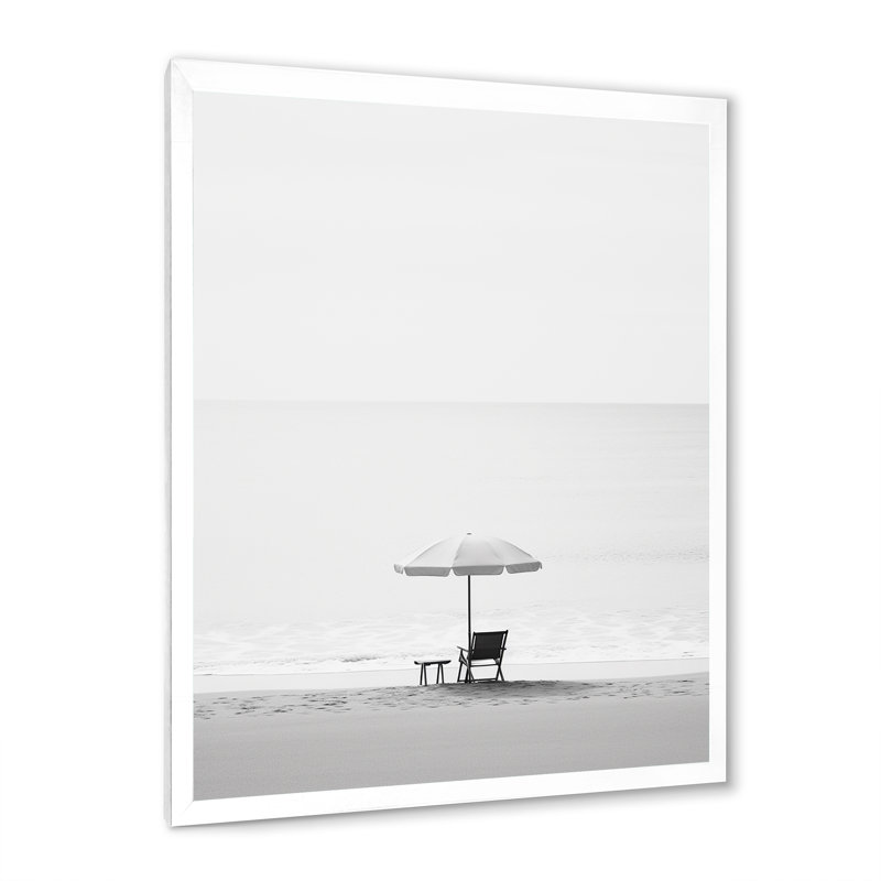 Photo de plage minimaliste noir et blanc I - art mural bord de mer pour le salon, H 44 po x l 34 po x P 1,5 po