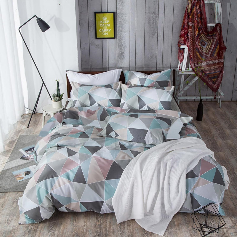 Microfiber Modern Style Comforter Set, King Comforter + 2 King Pillowcases