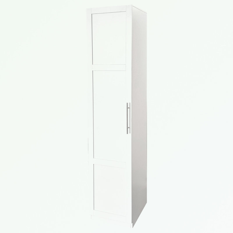 Garde-manger avec portes et tablettes