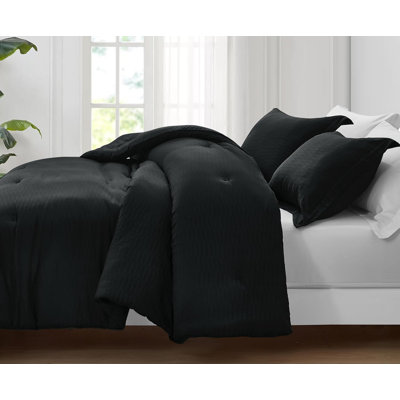 Calvin Polyester Jacquard Comforter
