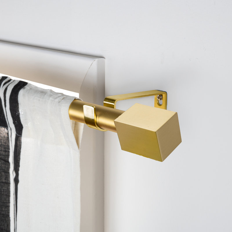 Tringle à rideaux simple réglable 1 po Audrinah, H 1,5 po x l 120 po x P 1,5 po, Or
