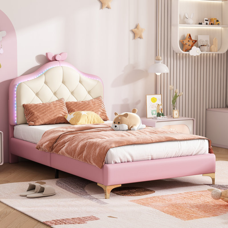 Bed, Pink
