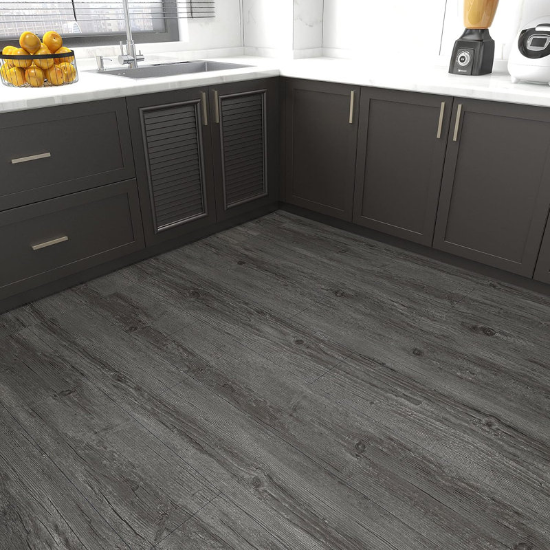 Planches de vinyle auto-adhésives gris foncé à grain de bois 6 po x 36 po