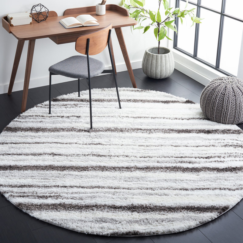 Davyan Performance Striped Rug, Round 7'