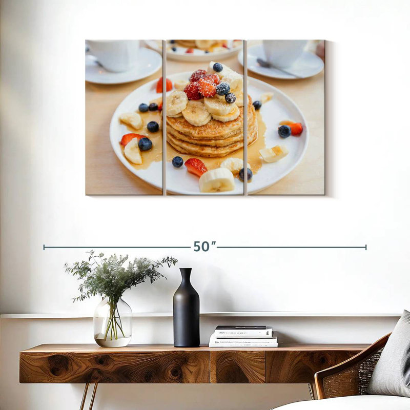 Crêpes à la banane et aux baies, H 24 po x l 38 po