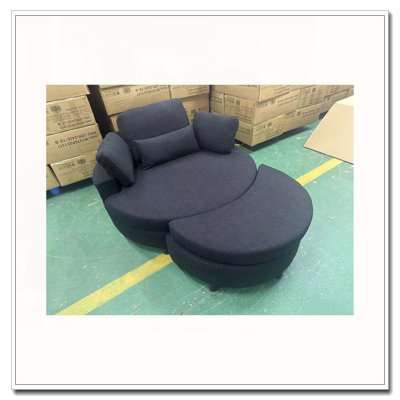 Fauteuil club rembourré avec repose-pieds