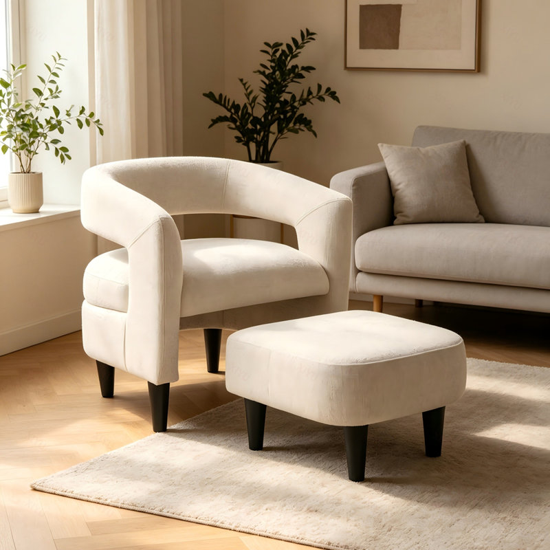Fauteuil d'appoint courbé beige avec repose-pieds assorti, fauteuil de lecture compact en bois massif avec pieds fuselés pour le salon et la chambre à coucher