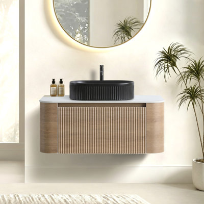Meuble-lavabo de 36 pouces avec lavabo, armoire murale en chêne miel avec porte-serviettes gratuit, conception de lavabo simple en céramique rayée ovale noire, sans drain et robinet, pré-assemblé