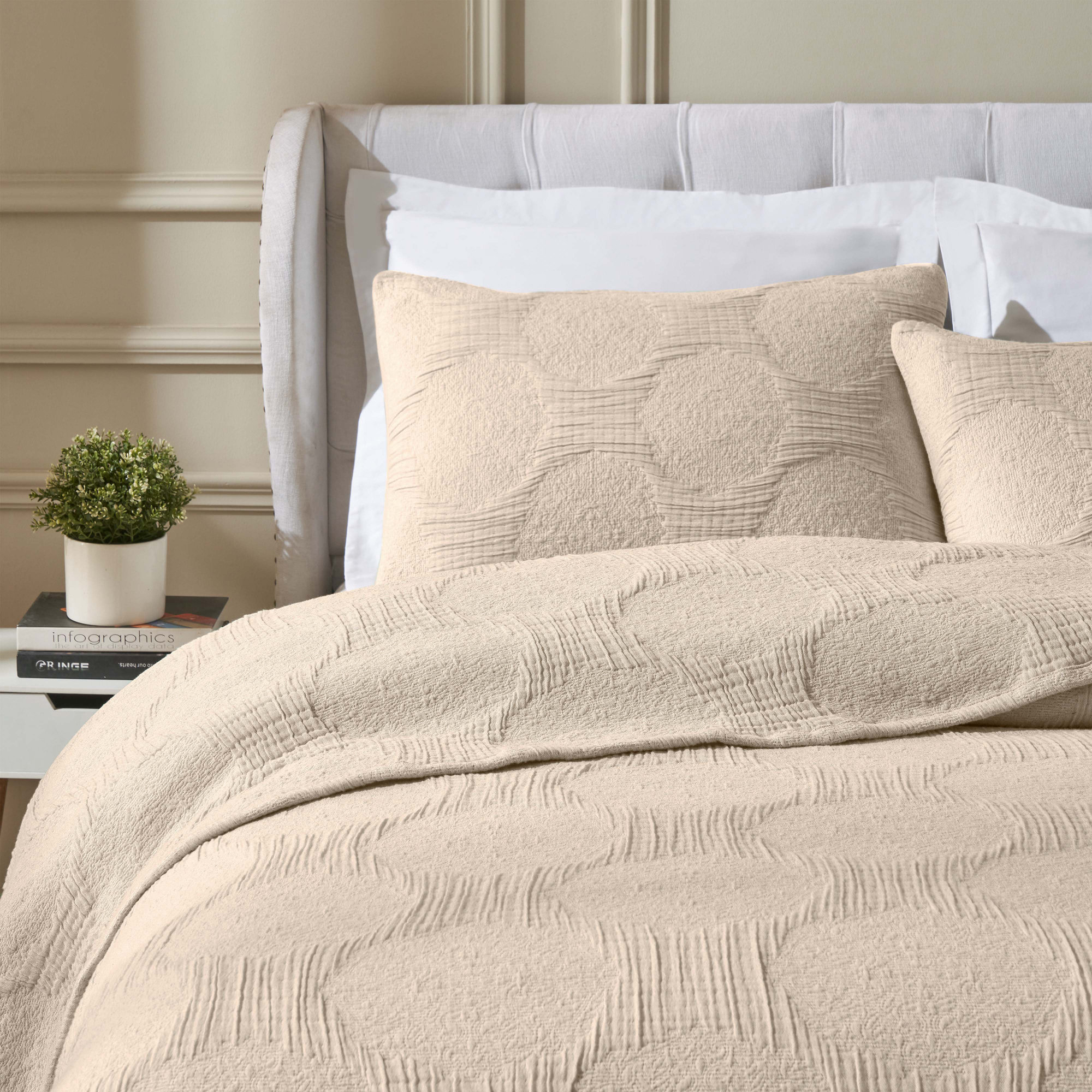 Tanta Cotton Medium Weight Textured Modern Circles Woven Coverlet, Queen Coverlet, Beige