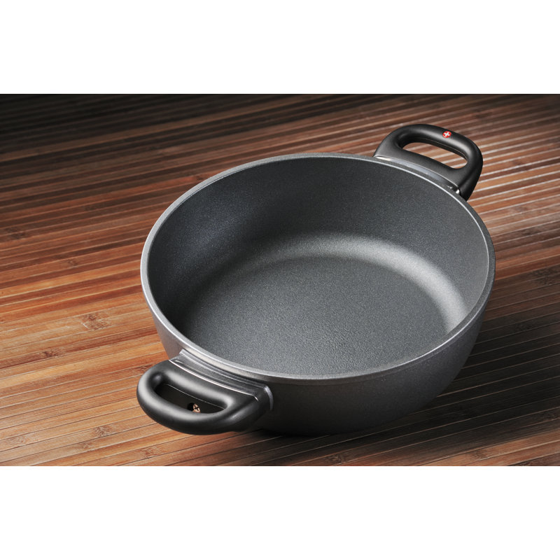 Round Aluminum Casserole