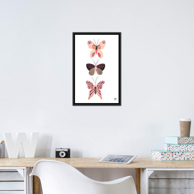 «Butterfly Trio», art encadré, H 26 po x l 18 po x P 1,5 po, Toile avec cadre noir patiné