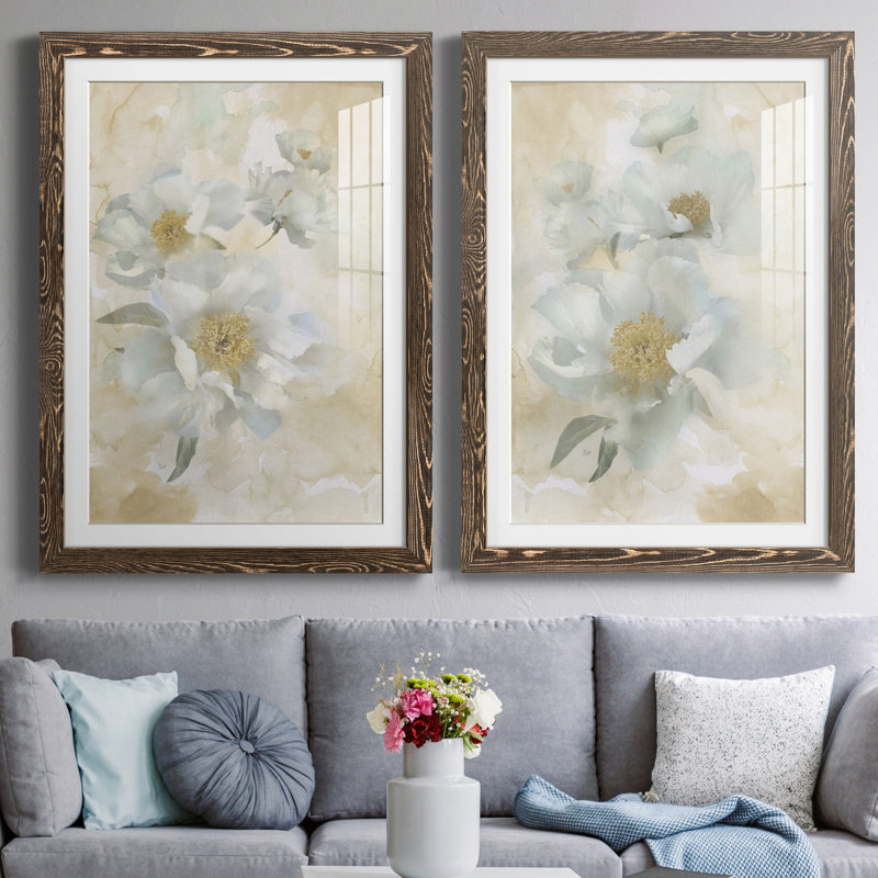 Douces pivoines I - ensemble de 2 reproductions d'art, H 44 po x l 31 po x P 1 po, Papier, cadre noyer, Blanc