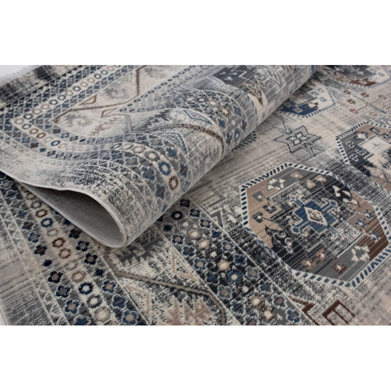 Lucha Geometric Indoor Rug, Rectangle 2' x 3'