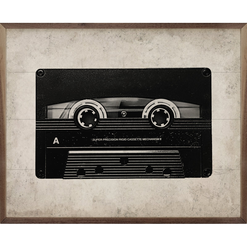 Cassette en noir et blanc, H 8 po x l 10 po