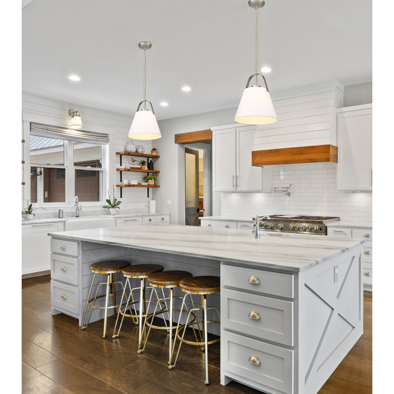 Luminaire suspendu 1 lumière Lupi, Nickel brossé, H 83 po x l 12,5 po x P 12,5 po