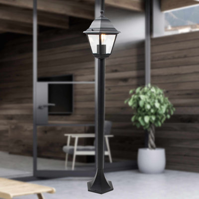 Adylen Lamp Post (Full)