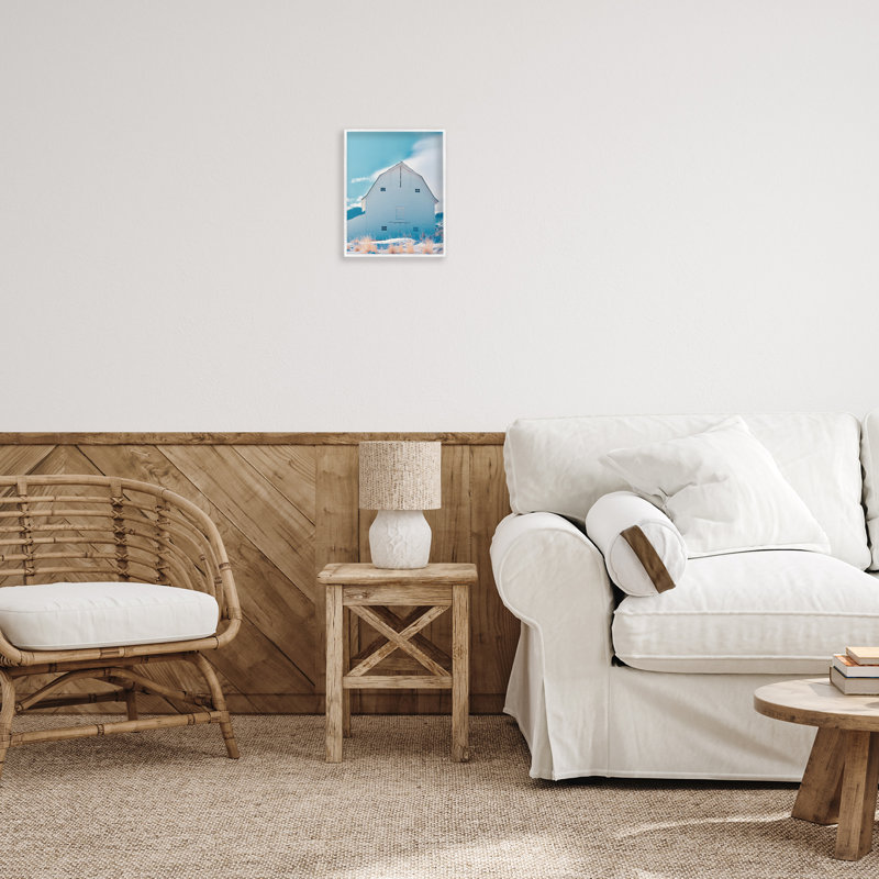 Niveous Winter Barn, art de la giclée encadrée par Ashley Singleton, Giclée encadrée blanc bord de mer, H 14 po x l 11 po