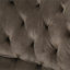 Fauteuil club Nire, garniture cloutée, bois de bouleau brun, velours gris