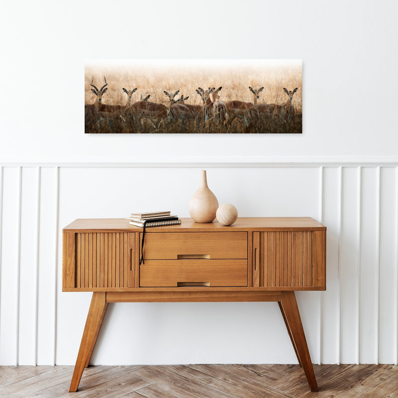 Art contemporain, paysage de chevreuil, H 12 po x l 36 po