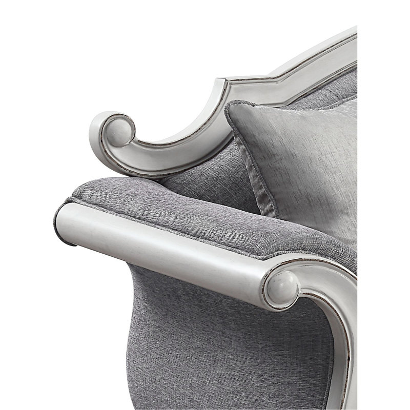 Causeuse Florian en tissu gris et blanc antique avec 3 coussins