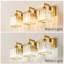 Lumière de coiffeuse Kyneisha-497001065-481207342