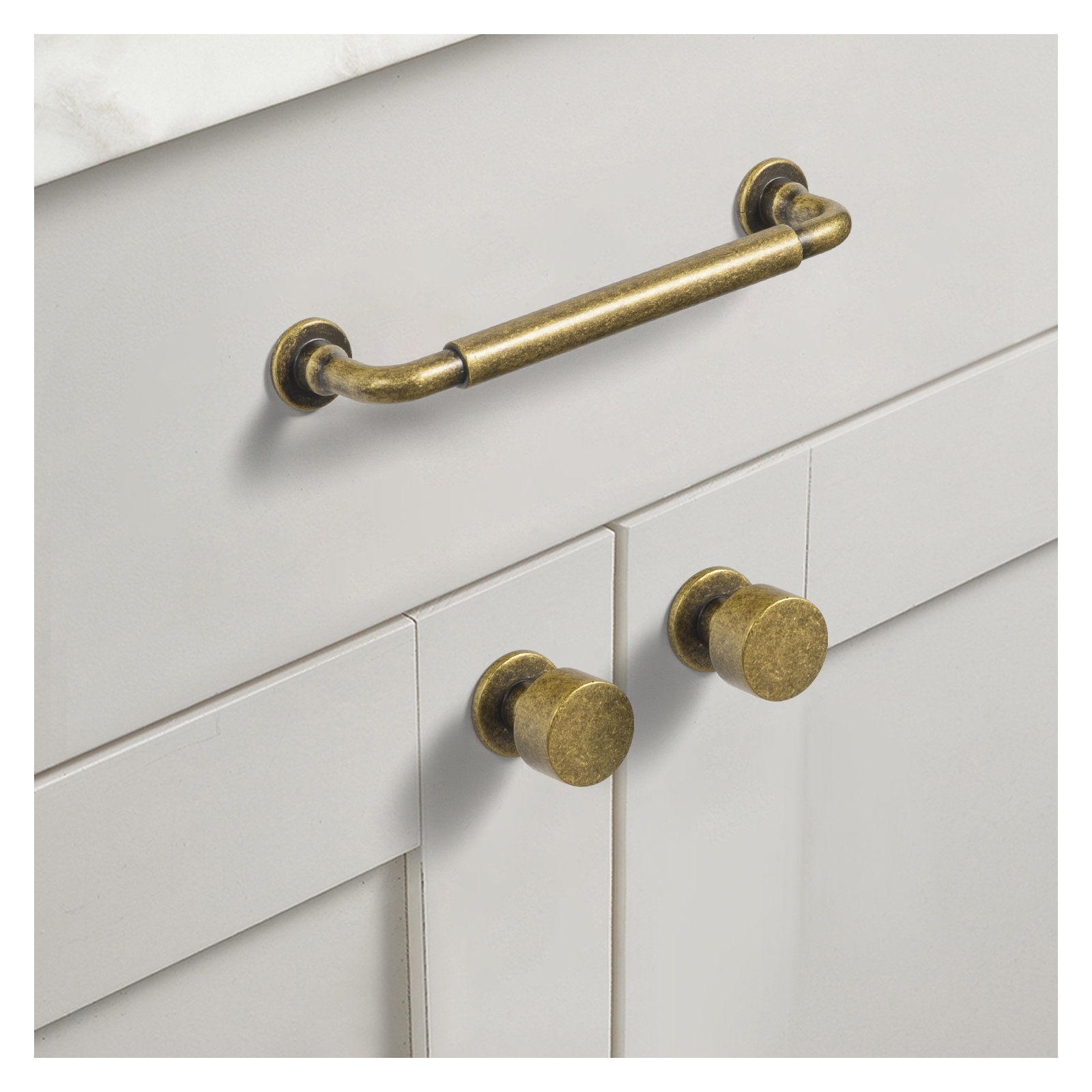 Circle Knob Knob, Antique Brass