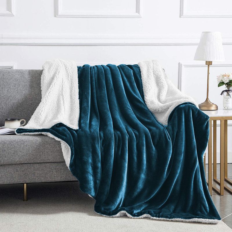 Aspire Homeware Deluxe Hotel Collection Ultra-Soft Sherpa Fleece Throw Blanket for Plush & Cozy Comfort, Teal