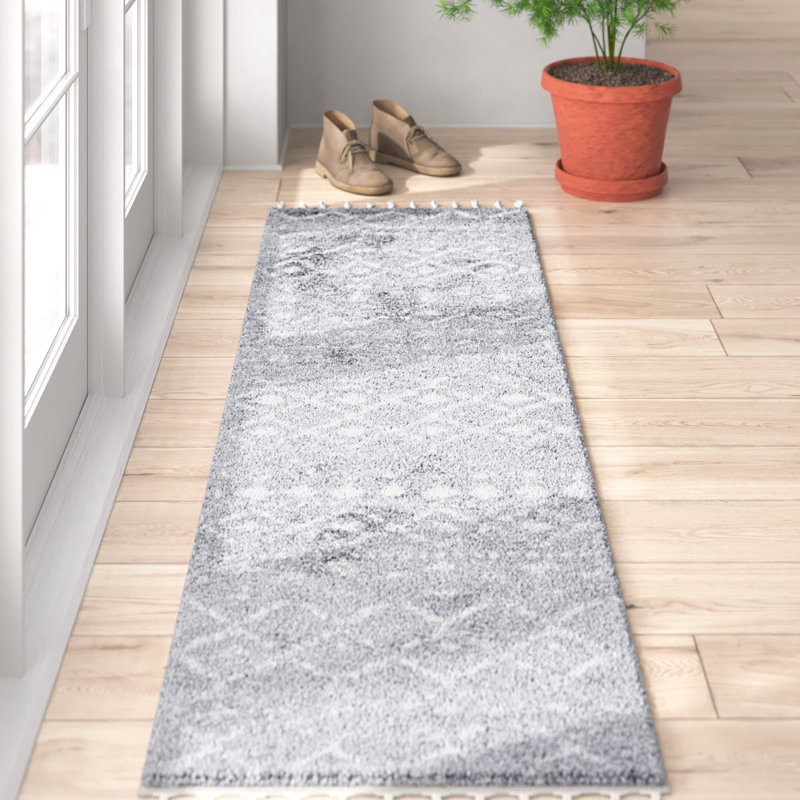 Tapis gris clair / ivoire Wentworth, Tapis de couloir 2 pi 2 po x 8 pi