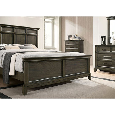 Traditional Queen Size Bed with Panel Style Headboard and Crown Molding, Solid Wood Frame for Elegant Bedroom Decor