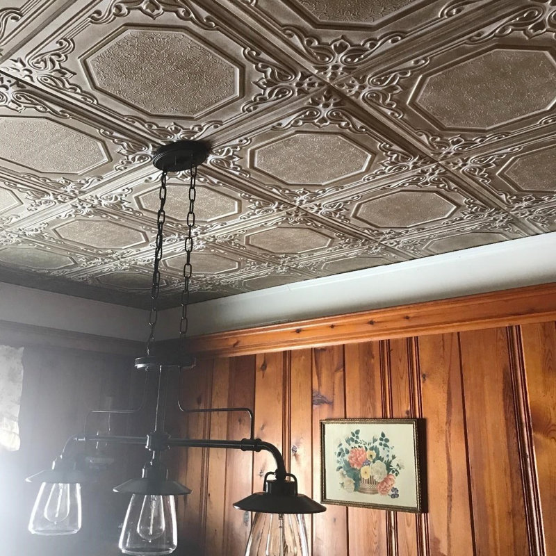 Carreaux de plafond en polystyrène 20X20 avec panneaux décoratifs à coller pour une installation facile à faire soi-même, ainsi que pour la rénovation de la maison et du sous-sol. Havre floral R32, lot / 8