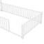 Lit simple blanc en métal avec garde-corps et cheminée, aucun sommier nécessaire