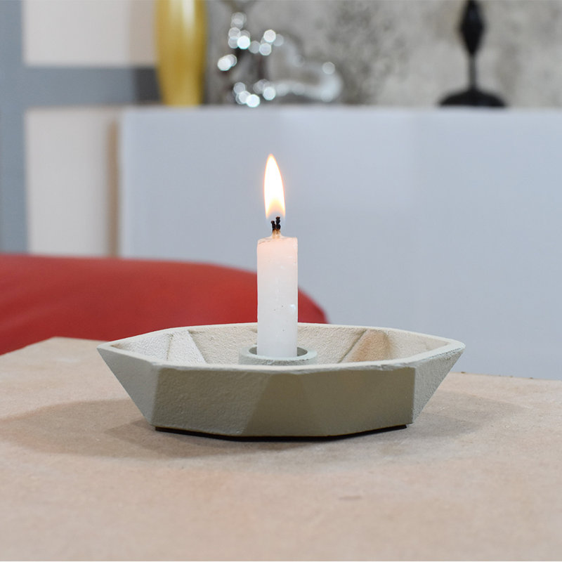 12'' H Aluminum Tabletop Votive Holder