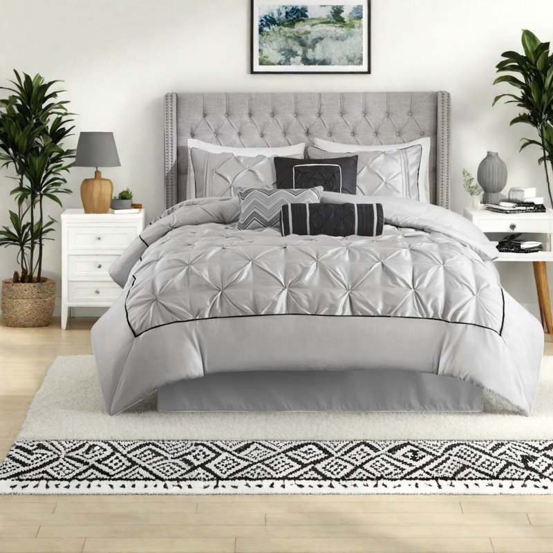 Ensembles de literie gris élégant, polyester durable, conception capitonnée moderne pour le confort de la chambre à coucher