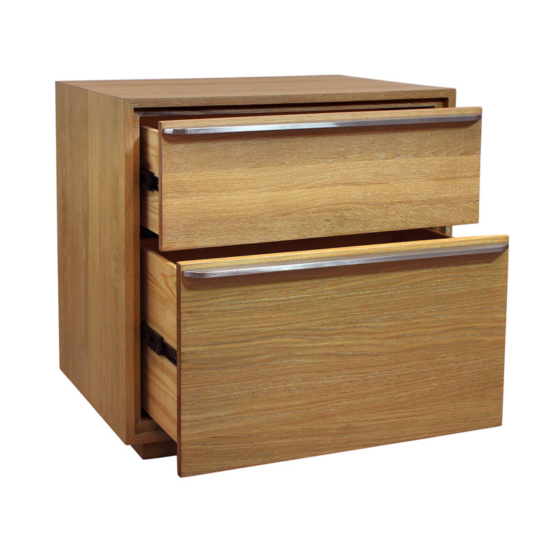Ensemble de chambre avec grand lit en bois massif 5 pièces Cashin