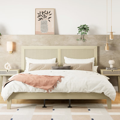 Très grand lit en bois massif et tissé, aspect bois naturel, pieds stables, lattes silencieuses minimisant le bruit, ajout en caoutchouc de chambre à coucher décontracté, cadre pour un sommeil paisible, centre de table