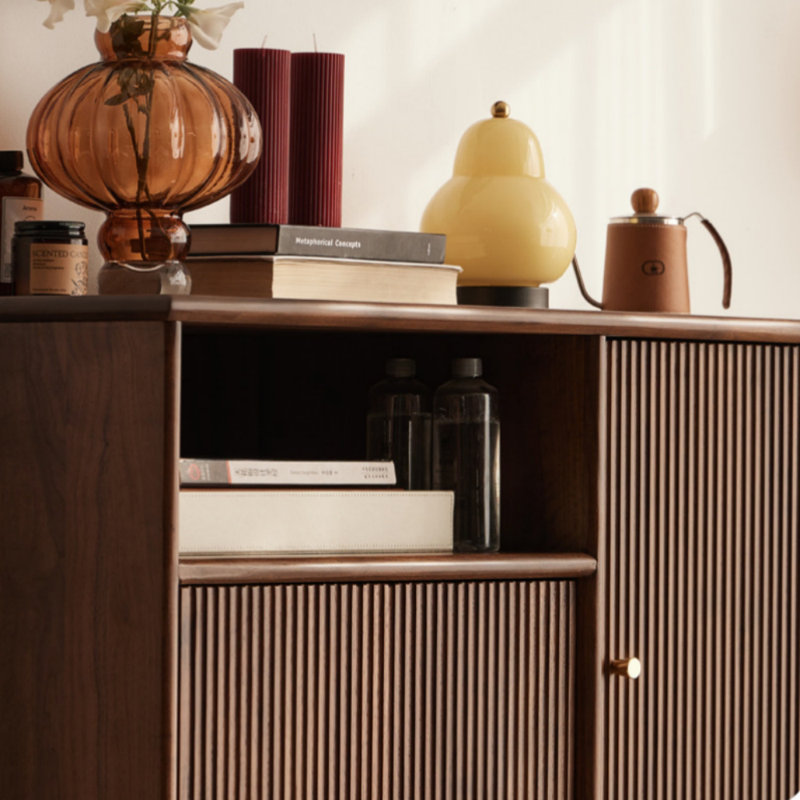 Simple Large Capacity Sideboard