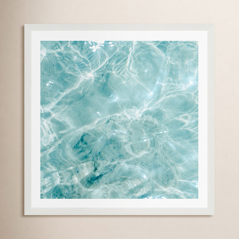 Océan bleu clair Tupper, Oui, Cadre simple blanc, H 30 po x l 30 po x P 0,75 po