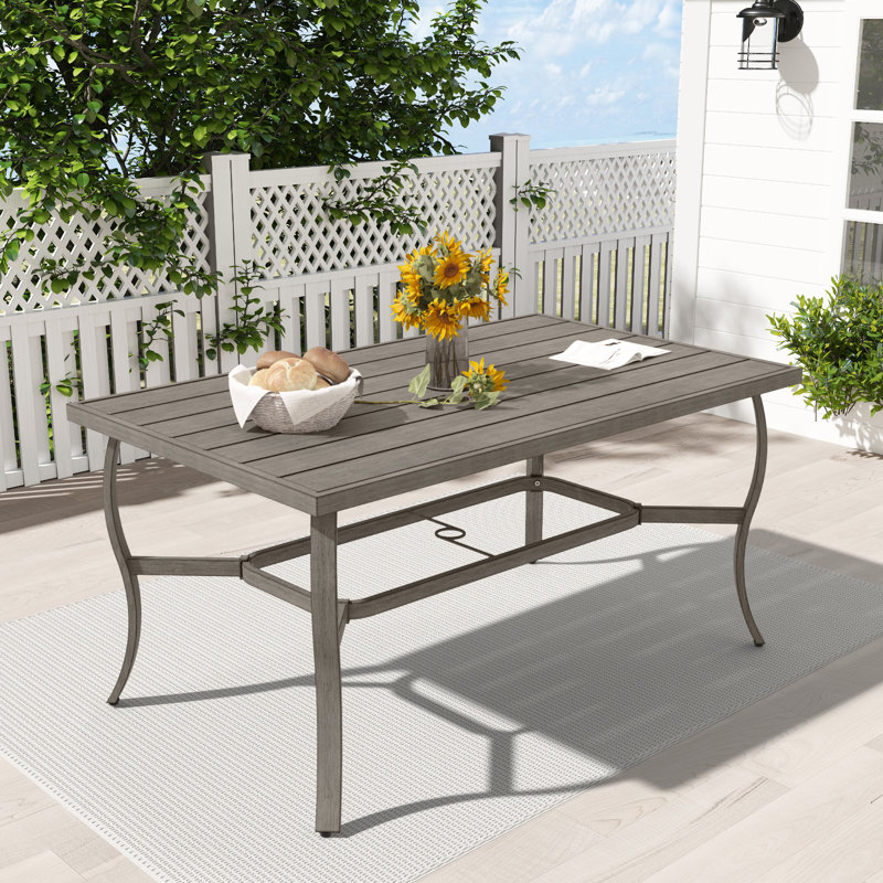 Table de salle à manger d'extérieur en aluminium avec trou pour parasol Colby, Gris, H 29,1 po x L 60 po x l 36,2 po